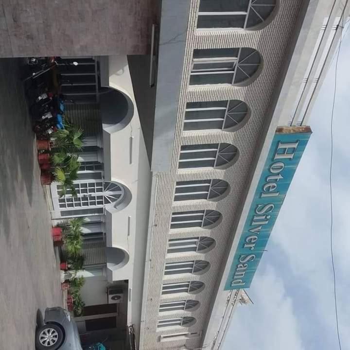 Hotel Silver Sand Multan Exterior photo