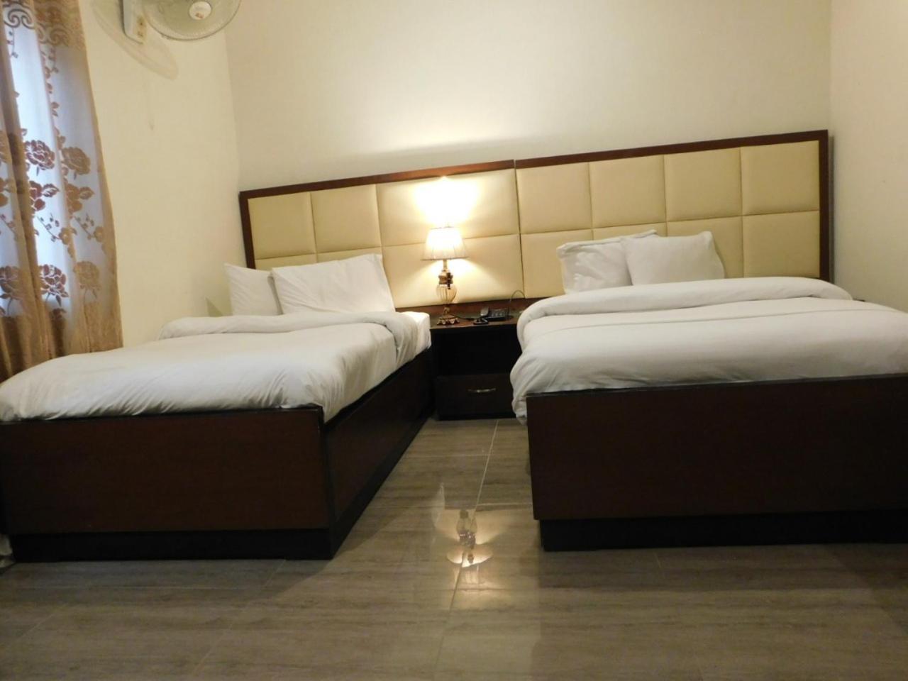 Hotel Silver Sand Multan Exterior photo